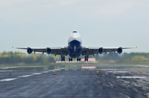 Porn Pics fuckyeahtakeoff:  Reach for the sky! A 747