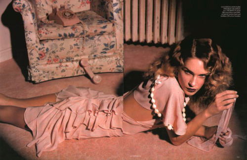 the dress rehearsal: erin wasson for vogue uk april 2005