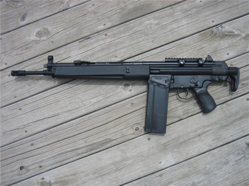 gunrunnerhell:  CETME The tell-tale sign that it’s the Spanish forefather of the German main battle rifle is the rear sight. While a G3 and its clones use a drum sight, the CETME uses a type paddle sight which you flip to different ranges. Unfortunately