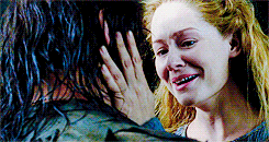 elijahwood:  the lord of the rings + ~*~hugs~*~ 