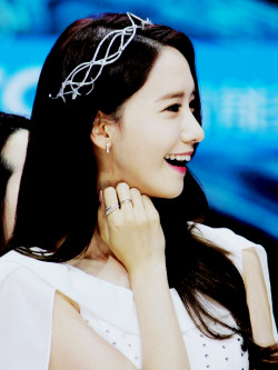 girlsqeneration:  angle yoona 