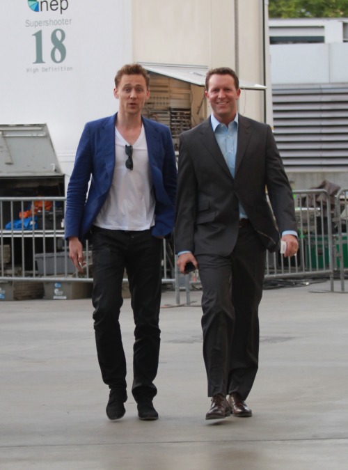 torrilla:  Tom Hiddleston goes to the Clippers game at the Staples Center in Los Angeles, CA on April 22, 2013 [HQ] 