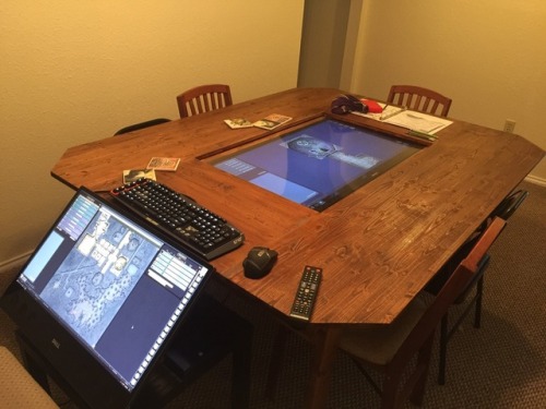 caethial: The Setup for my Home D&D game, table was built on New Year’s Eve 2016, with two of my players and myself, the TV is a 40" Samsung smart tv connect to a dell precision 5720 27" 4K workstation running Fantasy Grounds to manage