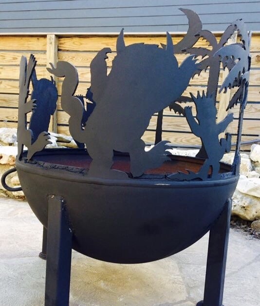 fritopie: My friend Aaron built this bad ass fire pit.  I kinda want one