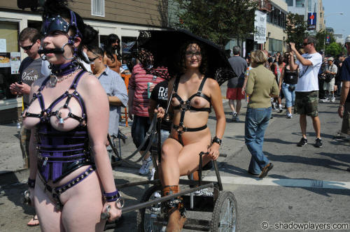 bondage-ponygirls-and-more:  Pony Girls in Public: San FranciscoSybil Hawthorne (#hederafleuron) and Lily