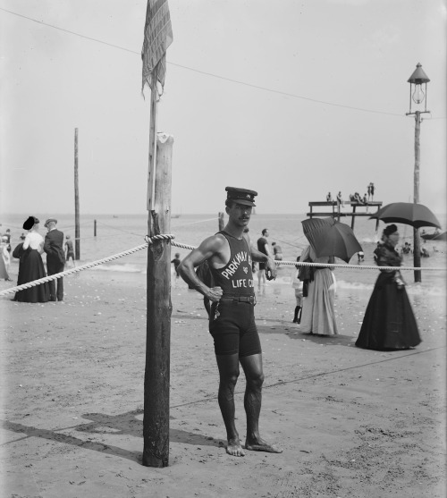 Detroit Photographic Co. (Detroit Publishing Co.)A Life Guard, Brighton Beach, N.Y.Glass plate negat