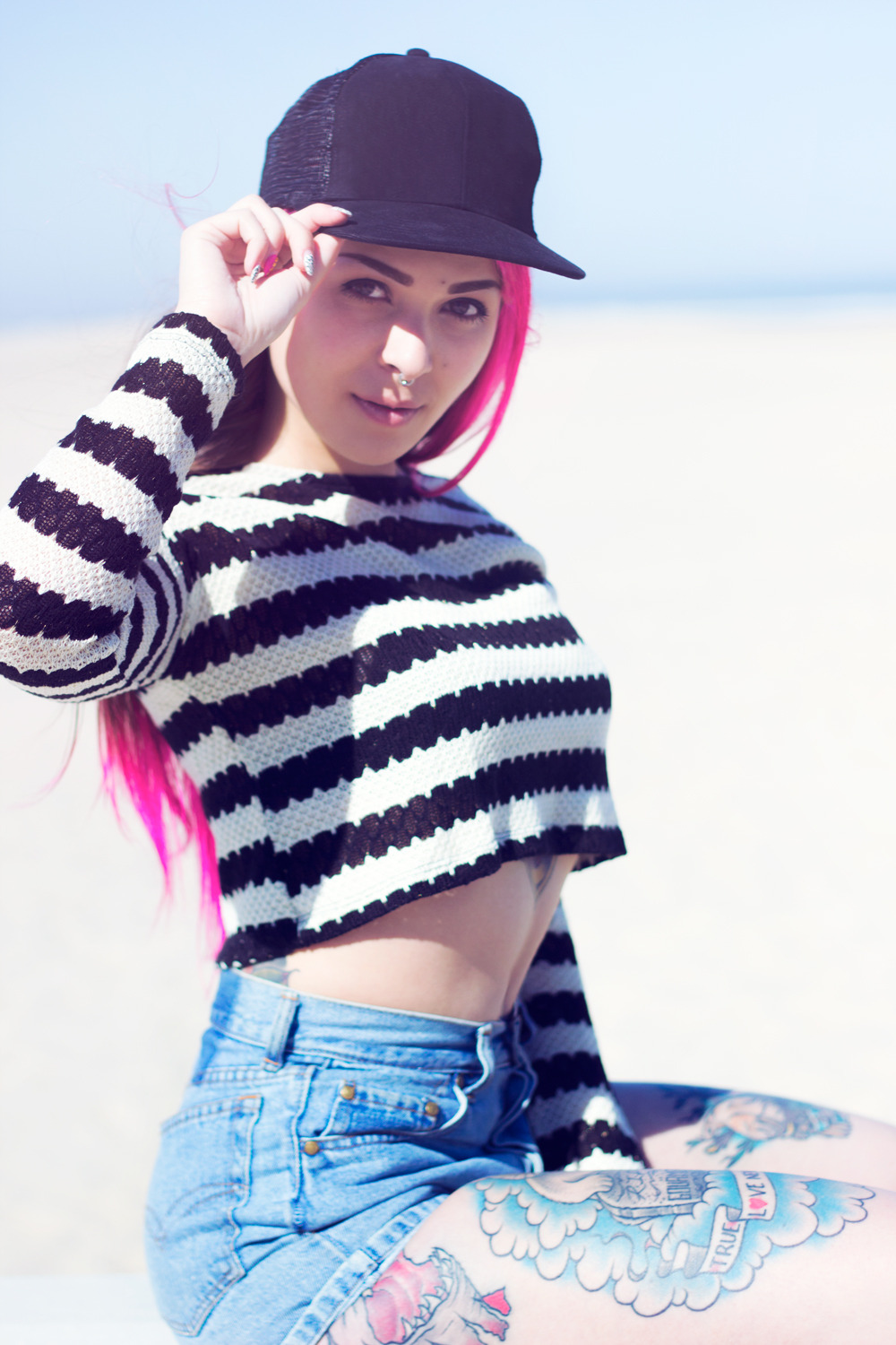 pinkzilla:  photo credits to Miss Porcelain  beautiful &lt;3 