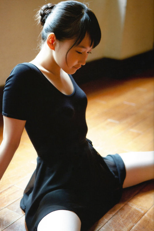 Riho Sayashi鞘師里保