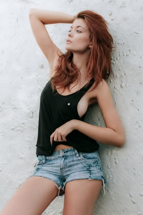 clickred:  Come follow me for more RED images. http://clickred.tumblr.com 