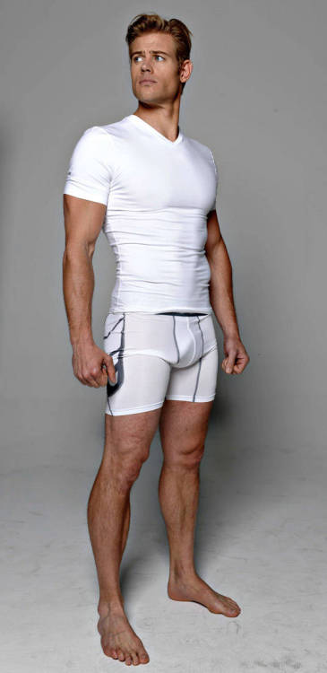 barefoot-rats:  Trevor Donovan (VII)http://barefoot-rats.tumblr.com/tagged/trevor-donovan