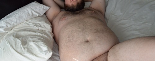gbear285:  alexunderbear:  I wish that was my bed  I wish that were my bear!