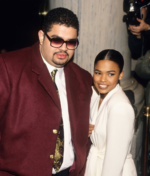 Nia Long with Heavy D at Eddie Murphy-Nicole Murphy&rsquo;s wedding ceremony (1993).