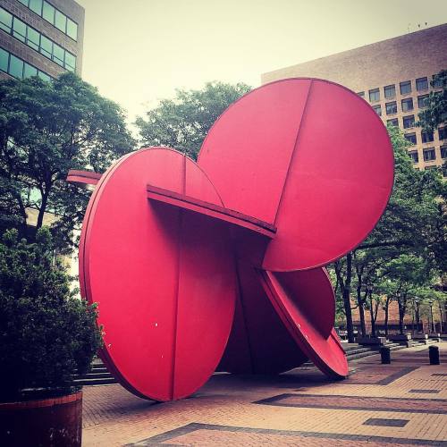 Tony Rosenthal’s “5 in 1,”35 foot Cor-Ten Steel Sculpture near Brooklyn Bridge, NY