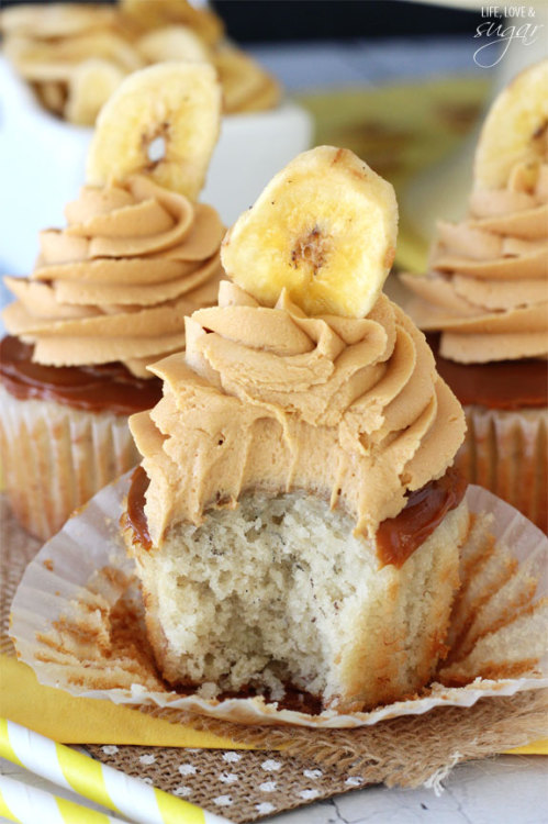 foodffs:  Banoffee Cupcakes  Really nice porn pictures