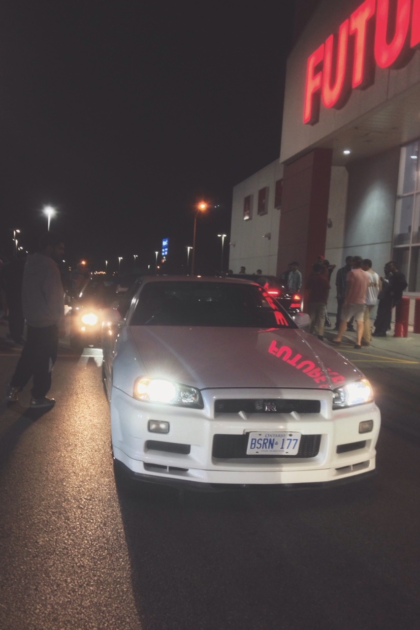 d0minus:  Coming Through photographed by me   Vertical/Personal 