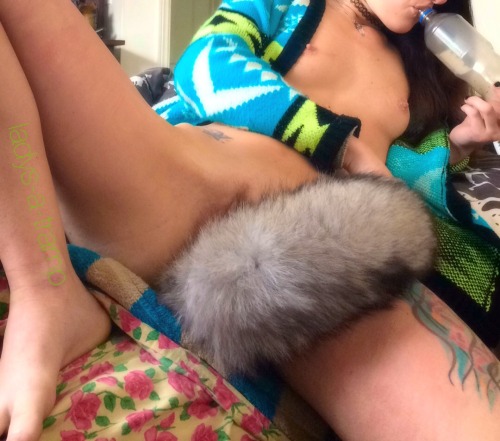 ladys-a-tramp:Stroking is the antidote