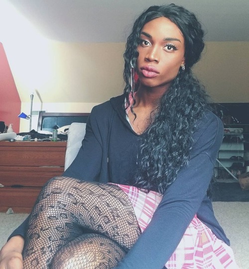 missvaleriemay: A lioness in leopard print.  Valeriemayflowers.com