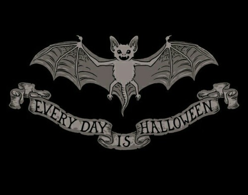 halloweenpictures:Halloween is a lifestyle
