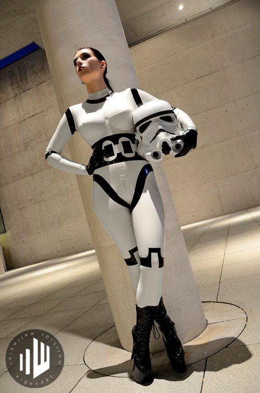 colorfulkink:  Some Star Wars funModels:  Julie van Hell,  Redsky,  VeeNightmare