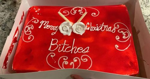 #MerryChristmas tres leche cake! #bitchesss (at Woodland Hills, California) www.instagram.co