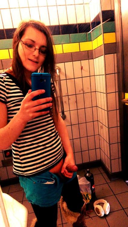 dampure:  Sashy -   Hannah Eliz 1