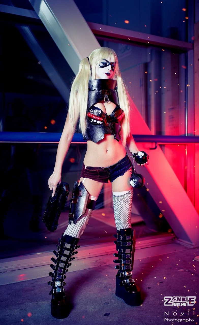 xxgeekpr0nxx:Shantel Knight&rsquo;s Harley Quinn is just…wowzers!