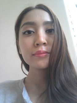 abahh:  mrgatal:  Local malay girl is pretty!  Niceee