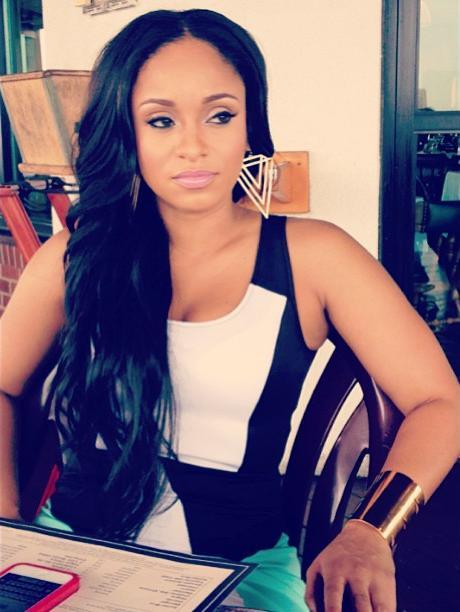 flydef:   Tahiry 