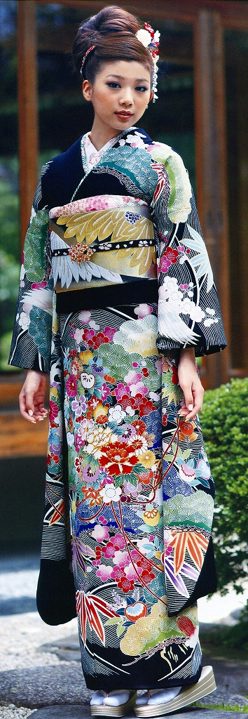 The Kimono Gallery