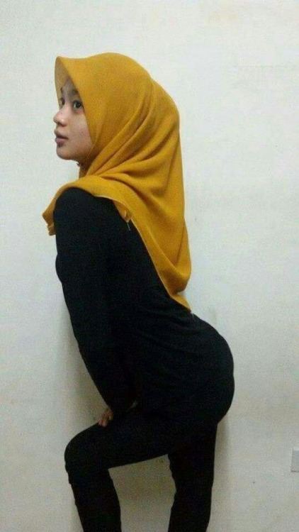 ikankelisedap: Aum… lentik tak? #tudung #hijab #jilbab