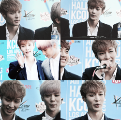  Beautiful Yixing at KCONpresscon pics cr: seobatomic   