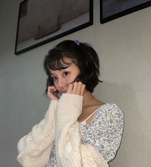 > < * !!