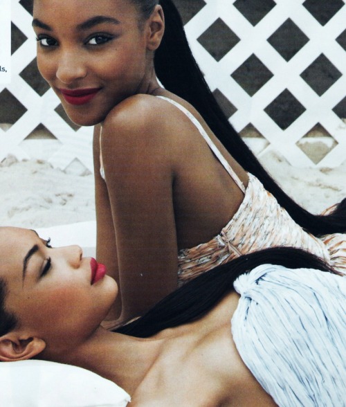 rovrsi:  Chanel Iman and Jourdan Dunn by Patrick Demarchelier for Teen Vogue, nov 2009. 