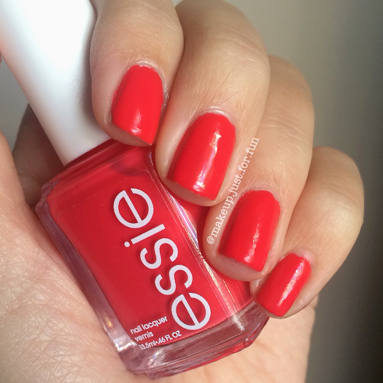 Essie polish in Sunset Sneak 🌅 @essie