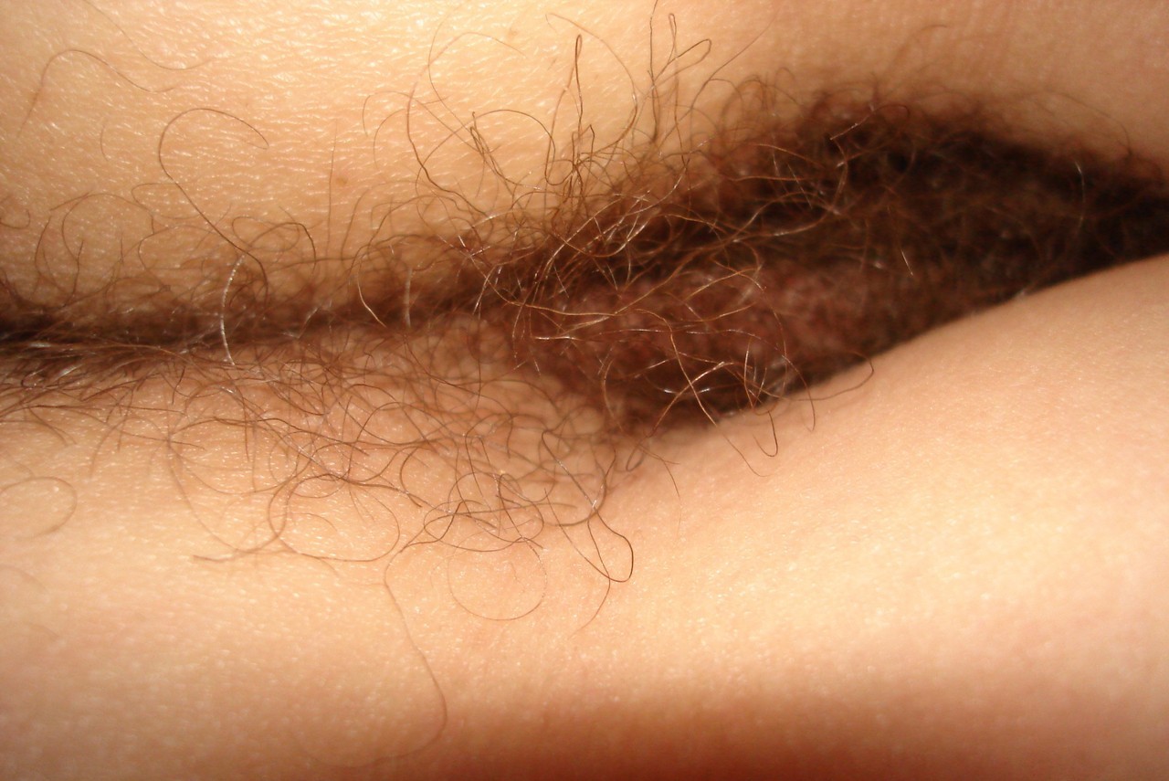 Feet.Hairy.Muscle.Lesbian. 18+ pissing.Masturbate.