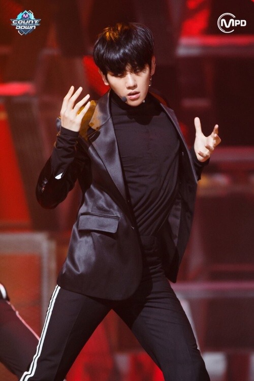 koreanqueenie: Baekhyun monster appreciation post FUCK
