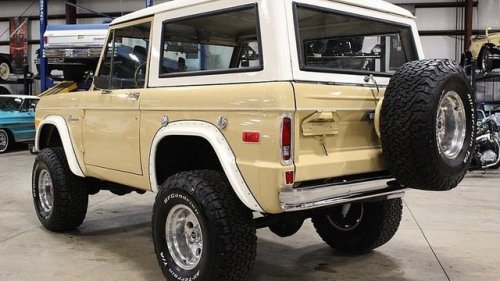 psychoactivelectricity:   1972 Ford Bronco  