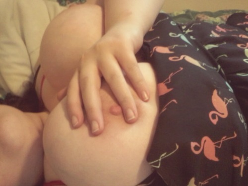 thickthighswillsavelives: My tits look delicious
