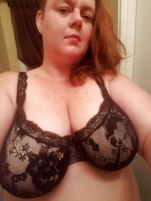 bigladays:  Hot AF