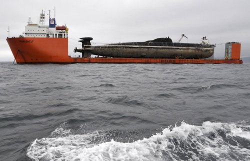 rocketdigital:  Russia has a few nuclear submarines that are dangerously past their prime, considering the fissile materials that are still stored onboard. In 2009, one rusted behemoth was transported to a factory in the far eastern port city of Vladivost