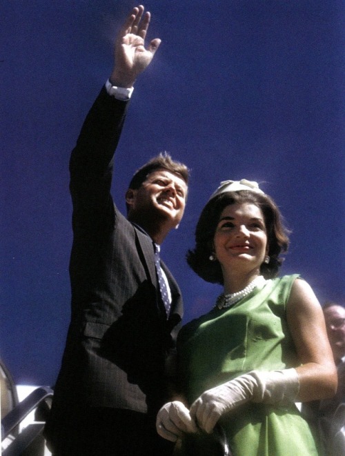 Jack and Jackie Kennedy arrive at Logan Airport in Boston, 1960.  Photograph by Paul Schutzer.