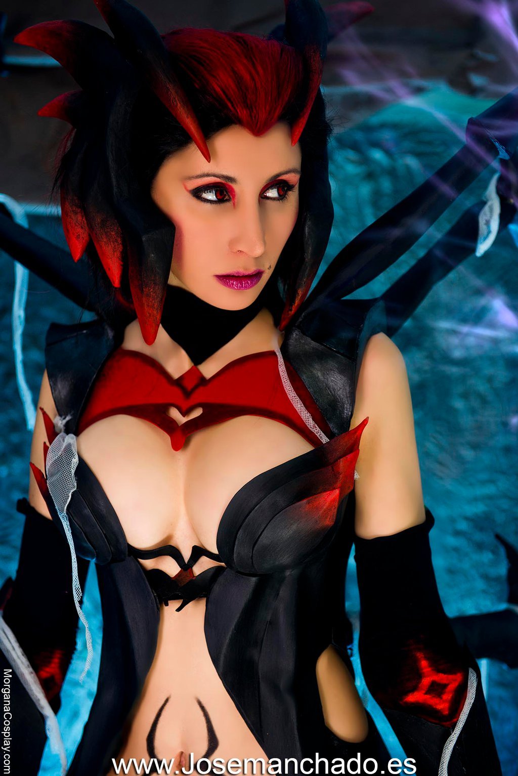 cosplayandanimes:  Elise - League of Legends source