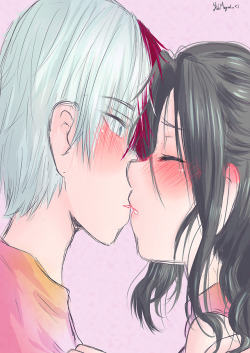 yolomagnolia:  WeekTodoMomo!!!! Day 1: Kiss