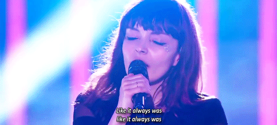 chvrchesgifs:  Clearest Blue