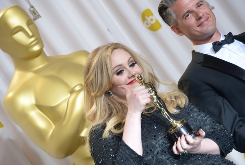 adelexlondon:  HQ: 24 February - Adele, Paul Epworth and Richard Gere pose in the press room during the Oscars.  