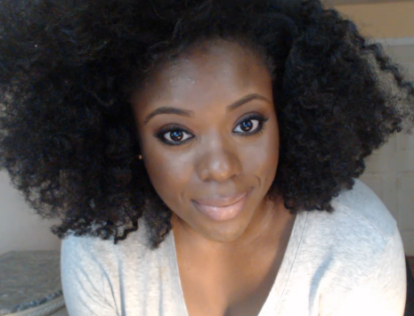 killerkurves:  curvellas:  i’ve lost 30 pounds. love me. and ignore my ratchet fan in the back it’s hard out here.  