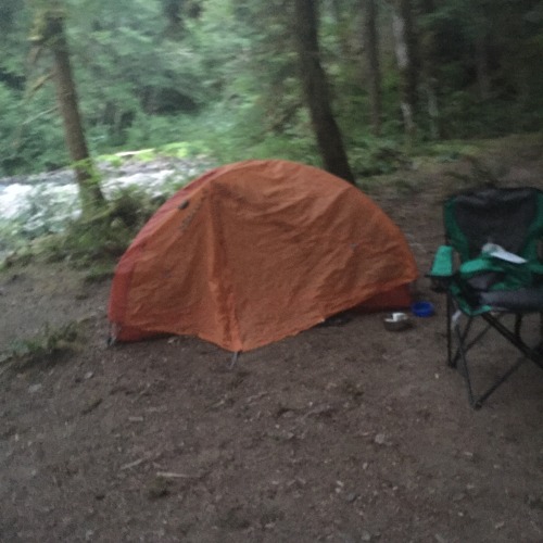 God I love living in the PNW! Mini camping adventure out by Forks with @dozer09 @quadjunky and one of my other favorite lesbians Abby haha, she let me drive her powerstroke and I want it hahaha