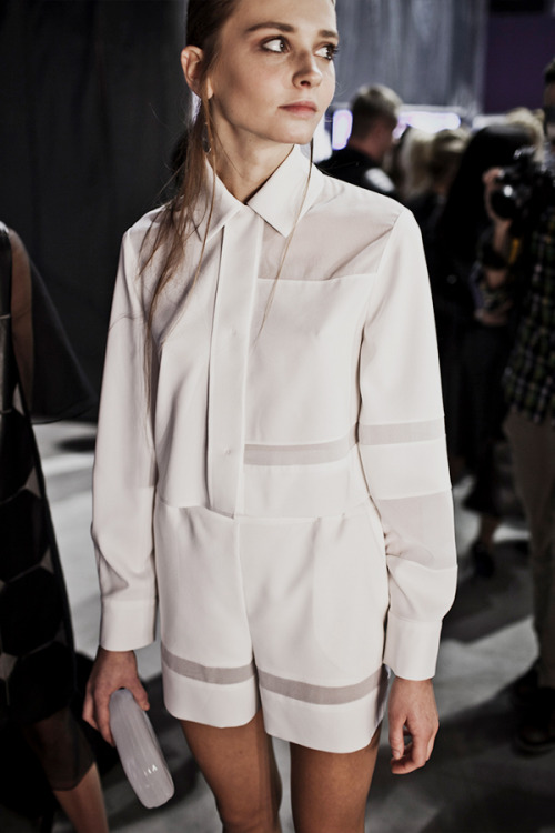 maisonobscurite:  blvckstreet:  BLVCKSTREET  Follow Overdeauxis/Maison Obscurite, the new blog after been deleted!