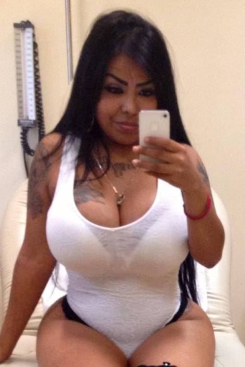 chicanalover88: Latina stripper from Califas…could YOU handle all that thickness and curves? 