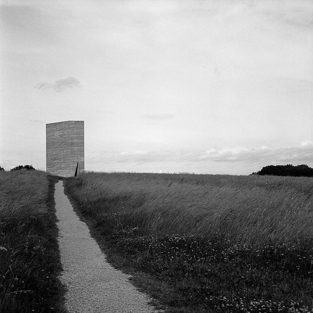 ryanpanos:  Bruder Klaus Chapel | Peter Zumthor | Rui Cardoso | Via